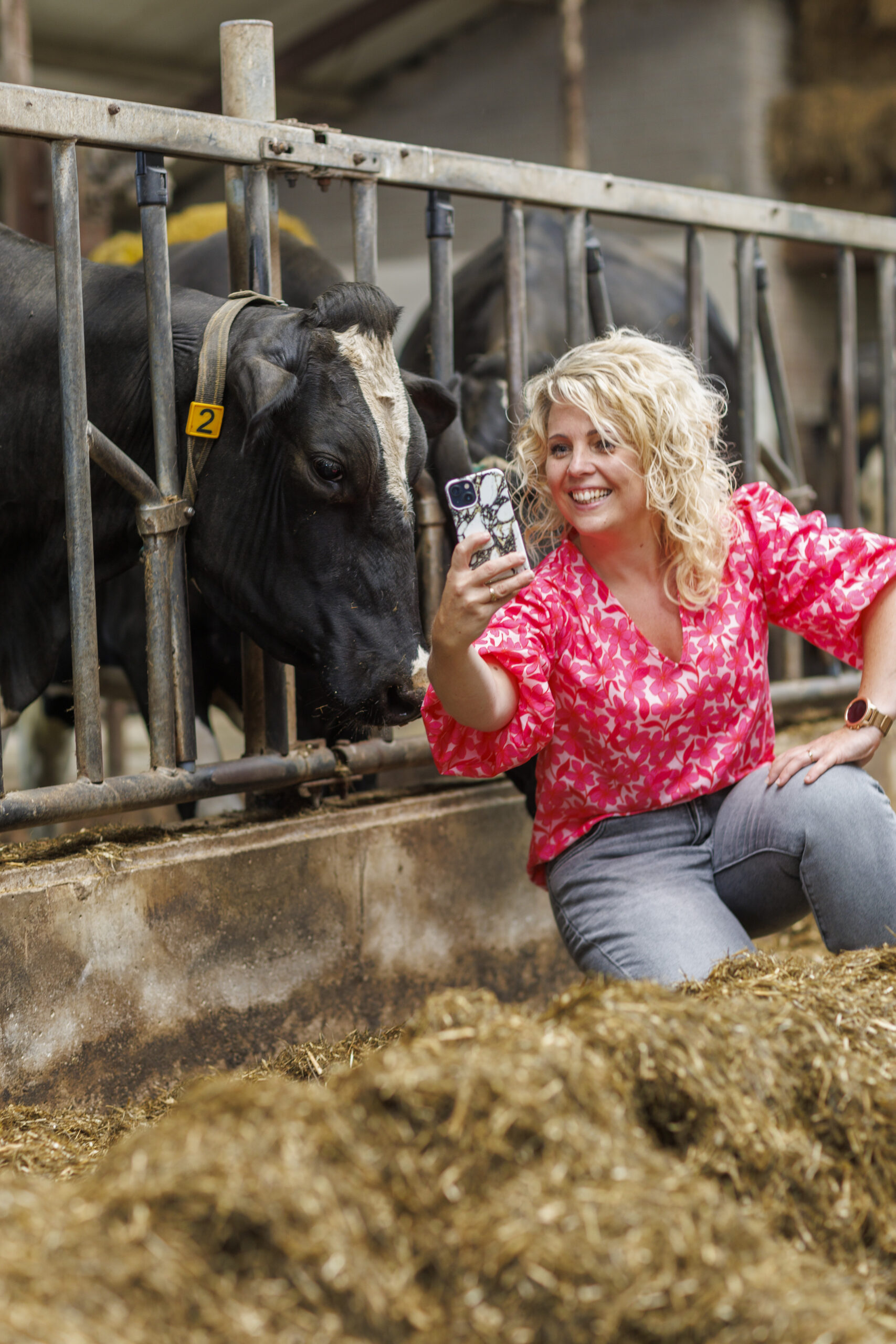 Moniek selfie met koe