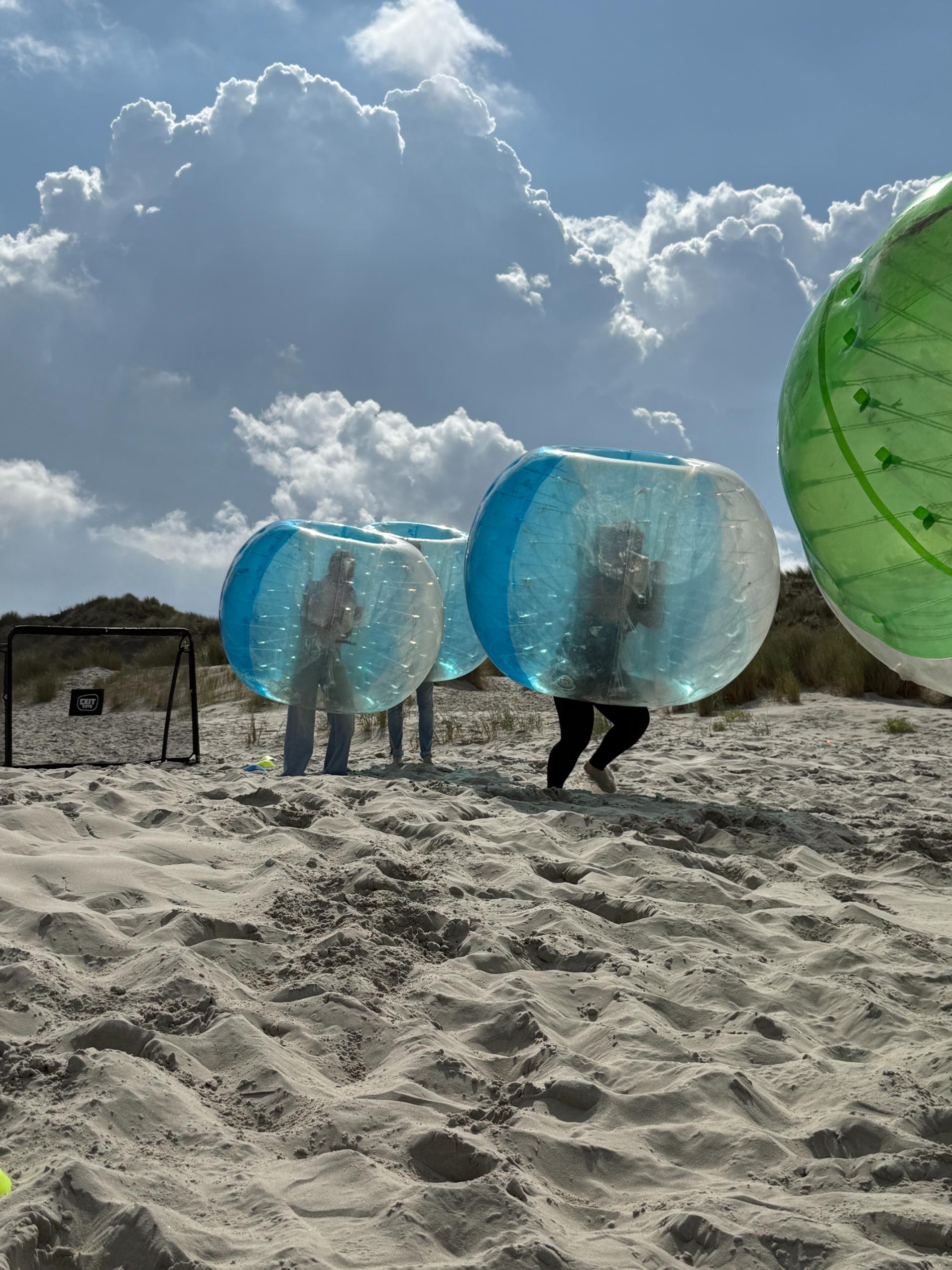 Bubbelvoetbal als uitje bij Wefabric